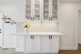 5426 N Western Ave, Chicago, IL 60625 - Photo 19