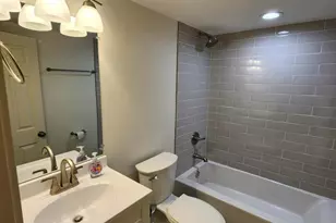 6321 S Eberhart Ave, Chicago, IL 60637 - Photo 7