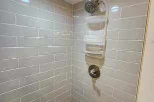 6321 S Eberhart Ave, Chicago, IL 60637 - Photo 11