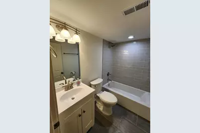 6321 S Eberhart Avenue #G, Chicago, IL 60637 - Photo 5