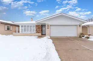 2913 Kensington Ave, Westchester, IL 60154 - Photo 1