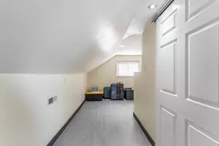1333 Willow Ave, Des Plaines, IL 60016 - Photo 17
