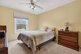 1335 Blair Ln, Hoffman Estates, IL 60169 - Photo 17