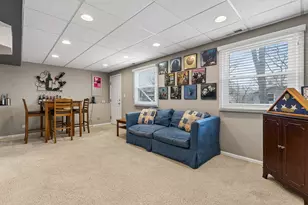 1335 Blair Ln, Hoffman Estates, IL 60169 - Photo 21