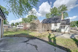 10417 W Palmer Ave, Melrose Park, IL 60164 - Photo 25