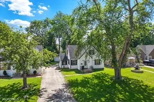 10417 W Palmer Ave, Melrose Park, IL 60164 - Photo 23