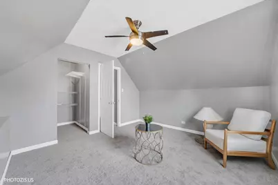 10417 W Palmer Avenue, Melrose Park, IL 60164 - Photo 19