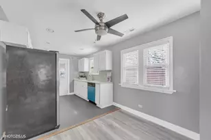 10417 W Palmer Ave, Melrose Park, IL 60164 - Photo 7