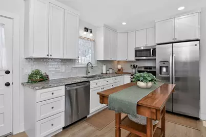 102 E 56th Street, Westmont, IL 60559 - Photo 9