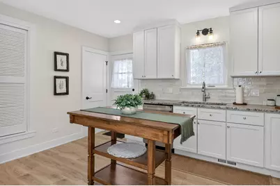 [Address not provided], Westmont, IL 60559 - Photo 9