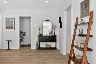 102 E 56th St, Westmont, IL 60559 - Photo 5