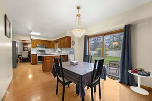 8313 Aster Ln, Tinley Park, IL 60477 - Photo 11