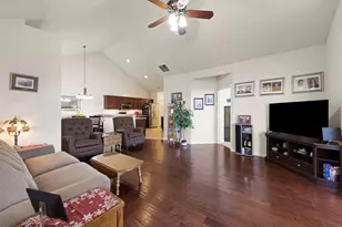 16626 S Fox Run Cir, Plainfield, IL 60586 - Photo 3