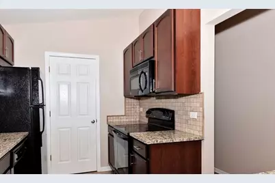 [Address not provided], Lake in the Hills, IL 60156 - Photo 5