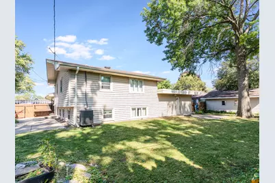 316 Sycamore Drive, Naperville, IL 60540 - Photo 21