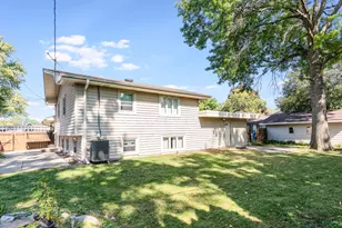 316 Sycamore Dr, Naperville, IL 60540 - Photo 21