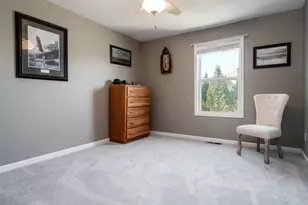 422 Maple Leaf Ln, Poplar Grove, IL 61065 - Photo 43