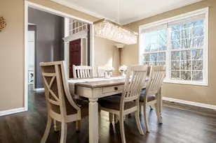 422 Maple Leaf Ln, Poplar Grove, IL 61065 - Photo 9