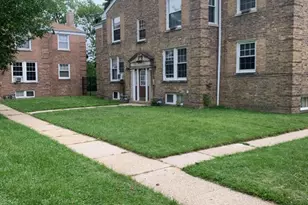 4264 W Nelson St, Chicago, IL 60641 - Photo 1