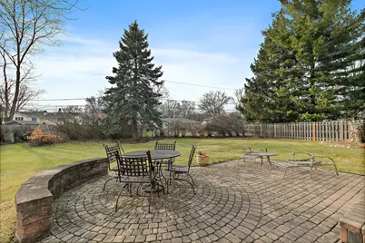1200 Deep Woods Drive, Elgin, IL 60120 - Photo 29