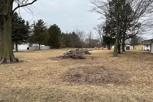 [Address not provided], Wilmington, IL 60481 - Photo 1