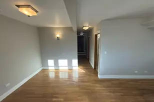 2147 W Lunt Ave, Chicago, IL 60645 - Photo 7