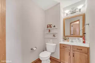 634 W Jonathan Dr, Round Lake, IL 60073 - Photo 13