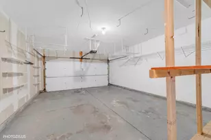 634 W Jonathan Dr, Round Lake, IL 60073 - Photo 23