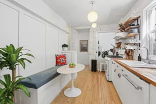 3436 W Beach Ave, Chicago, IL 60651 - Photo 15