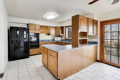 23576 N Melody Lane, Lake Zurich, IL 60047 - Photo 5