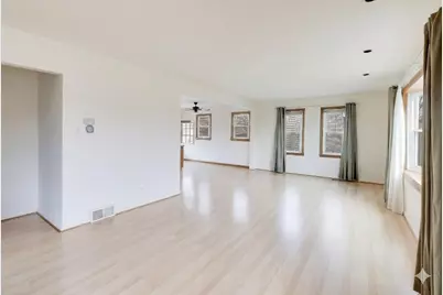 23576 N Melody Lane, Lake Zurich, IL 60047 - Photo 3