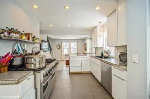 249 Evolution Ave, Highwood, IL 60040 - Photo 5