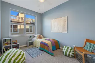 4647 S Lake Park Ave, Chicago, IL 60653 - Photo 11