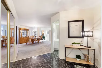 3100 Lexington Lane #312, Glenview, IL 60026 - Photo 5