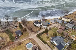 297 E Lakeview Ave, Round Lake Beach, IL 60073 - Photo 53