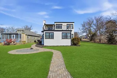 297 E Lakeview Avenue, Round Lake Beach, IL 60073 - Photo 45