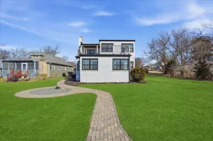 297 E Lakeview Ave, Round Lake Beach, IL 60073 - Photo 45