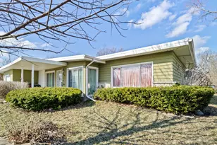 354 Westgate Dr, Park Forest, IL 60466 - Photo 3