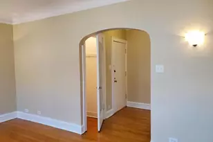 804 Elmwood Ave, Evanston, IL 60202 - Photo 3