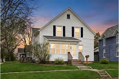 720 S McKinley Avenue, Freeport, IL 61032 - Photo 3