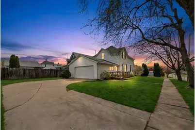 720 S McKinley Avenue, Freeport, IL 61032 - Photo 5