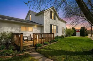 720 S McKinley Ave, Freeport, IL 61032 - Photo 7