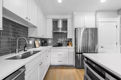 4357 N Lincoln Avenue #2, Chicago, IL 60618 - Photo 7