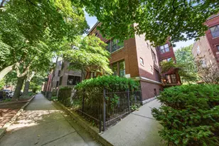 1447 W Rosemont Ave, Chicago, IL 60660 - Photo 23