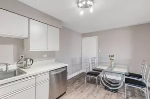 11116 S 84th Ave, Palos Hills, IL 60465 - Photo 7