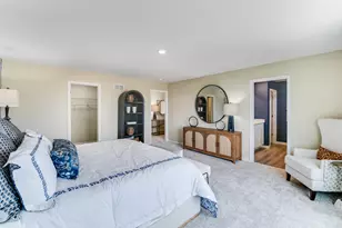 592 Lismore Cir, Elgin, IL 60124 - Photo 13