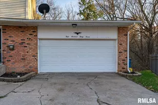 337 5th St Ct, Silvis, IL 61282 - Photo 5