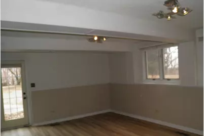 2264 Ridgeview Drive, Muscatine, IA 52761 - Photo 9