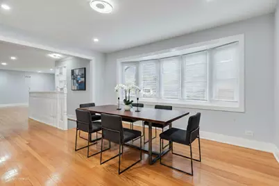 8845 Mango Avenue, Morton Grove, IL 60053 - Photo 17