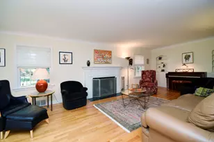 319 Wesley Ave, Evanston, IL 60202 - Photo 9